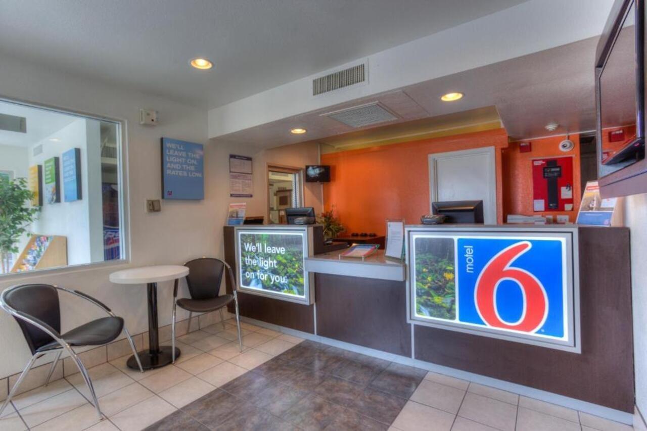 Motel 6-Troutdale, Or - Portland East Extérieur photo