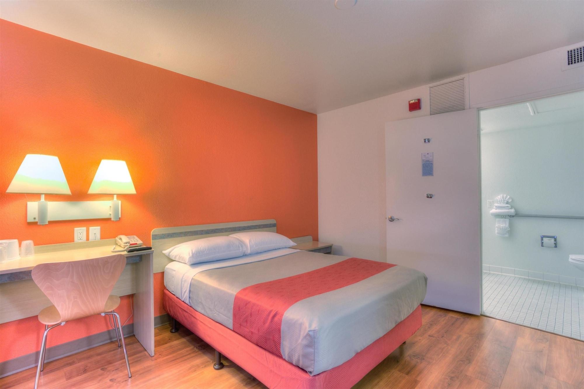Motel 6-Troutdale, Or - Portland East Extérieur photo