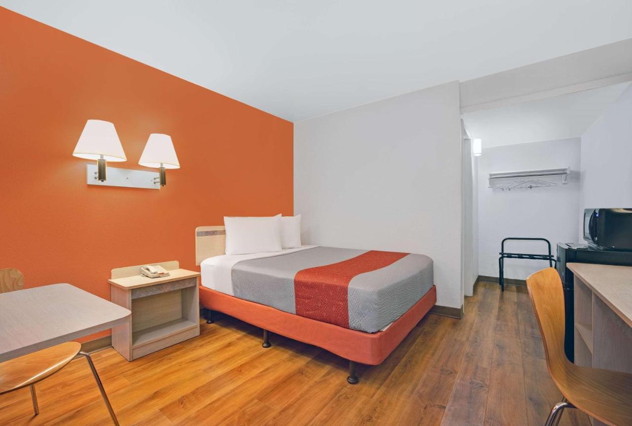 Motel 6-Troutdale, Or - Portland East Extérieur photo