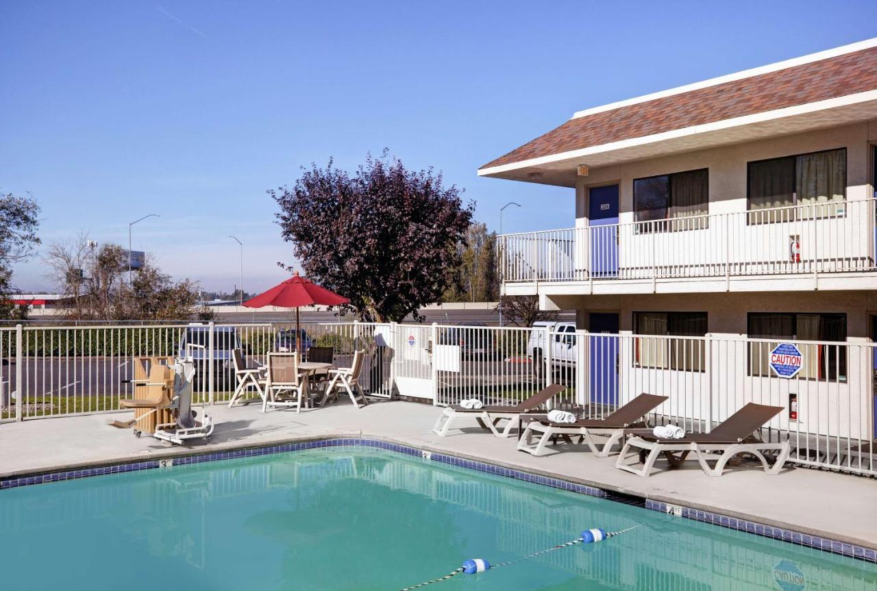Motel 6-Troutdale, Or - Portland East Extérieur photo
