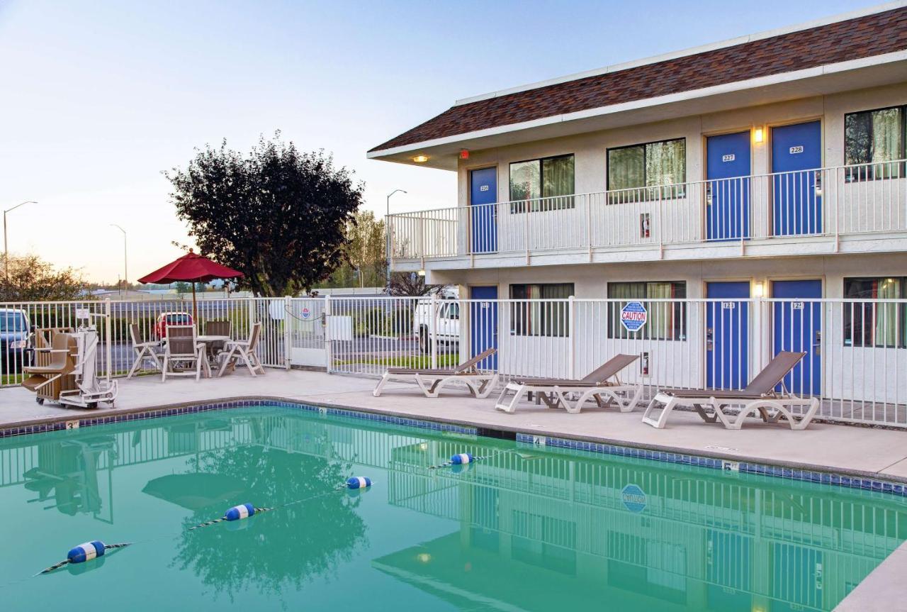 Motel 6-Troutdale, Or - Portland East Extérieur photo