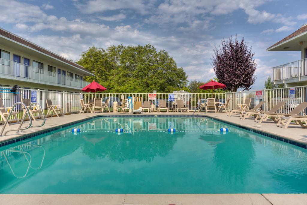 Motel 6-Troutdale, Or - Portland East Extérieur photo